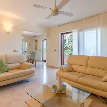 Kazun - App3 Apartman Fažana