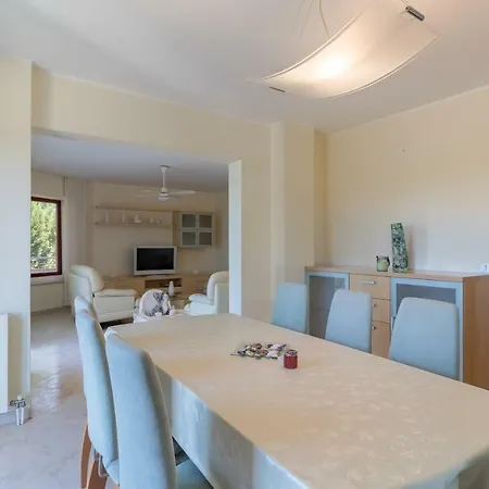 Kazun - App3 Apartment