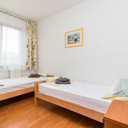 Apartment Kazun - App3 *